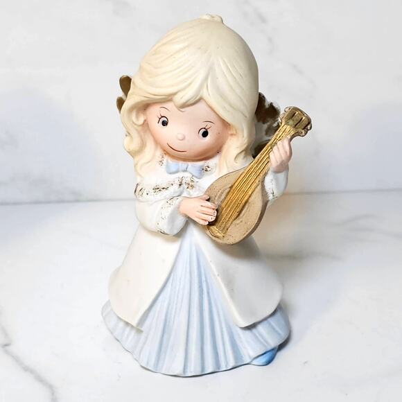 Vintage Trio Homeco Musical Christmas Angels - Hand Painted Porcelain Figurines - Picture 3 of 8